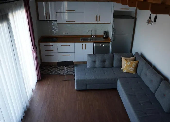 Karyada ホテル 2*