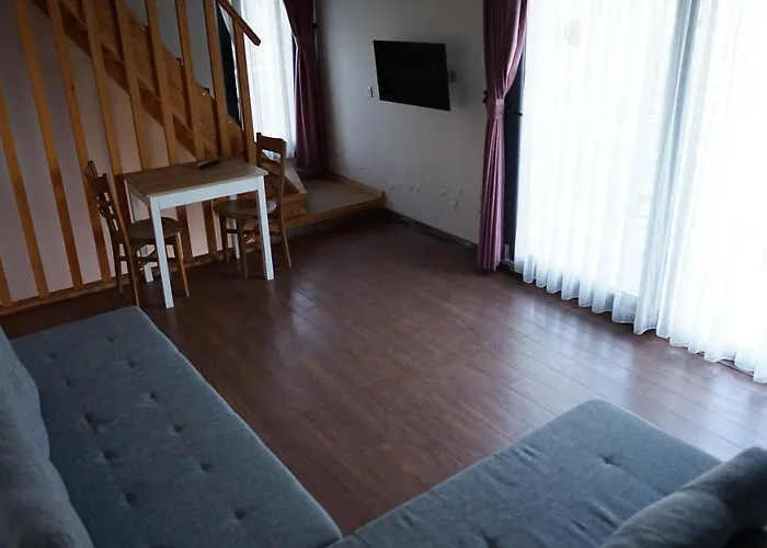 Karyada ホテル 2*