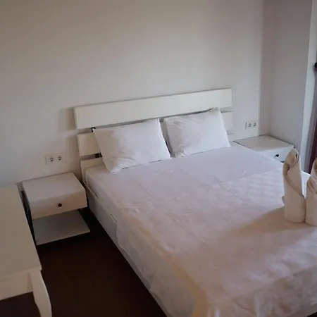Karyada Otel 2*
