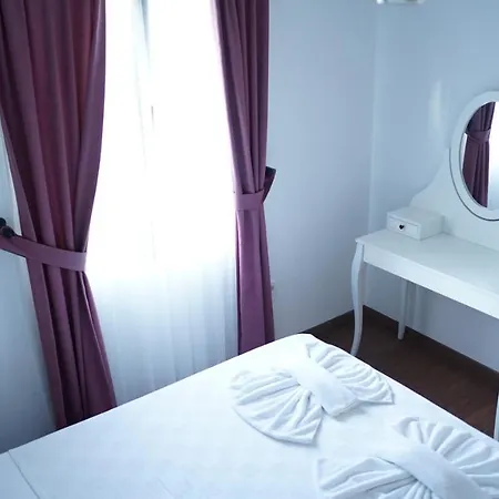 Karyada Hotel 2*