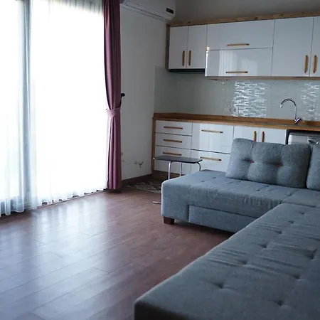 Karyada Hotel