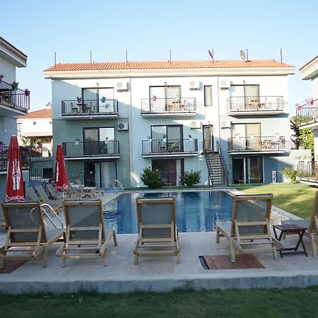 Karyada Hotel 2*