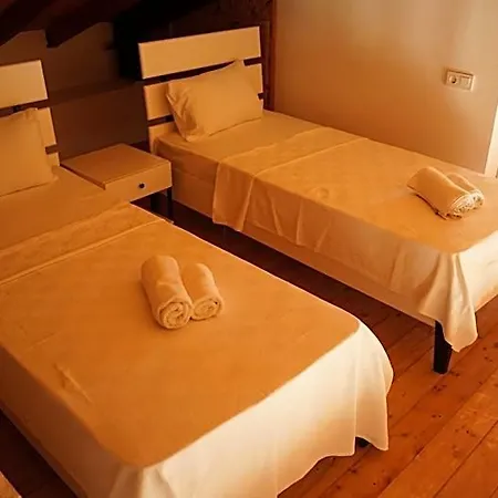 Hotel Karyada