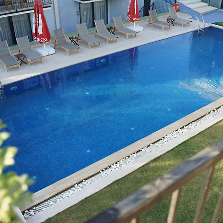 Karyada Otel 2*