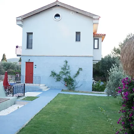 Karyada Otel 2*