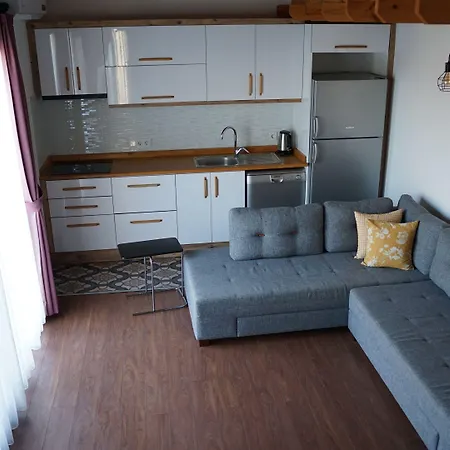 Karyada Hotel 2*