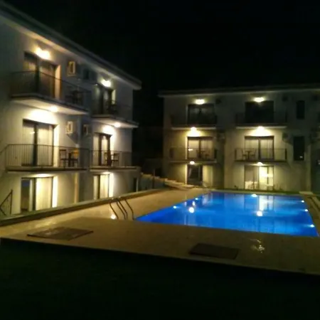 Hotel Karyada 2*
